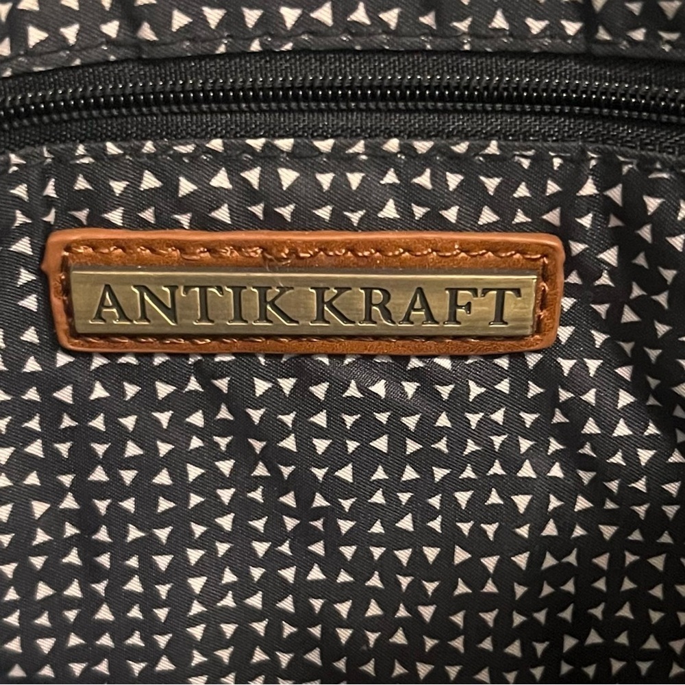 ANTIK KRAFT Brown Leather Crossbody With Silver Tone Metal Studs EUC - Picture 8 of 8